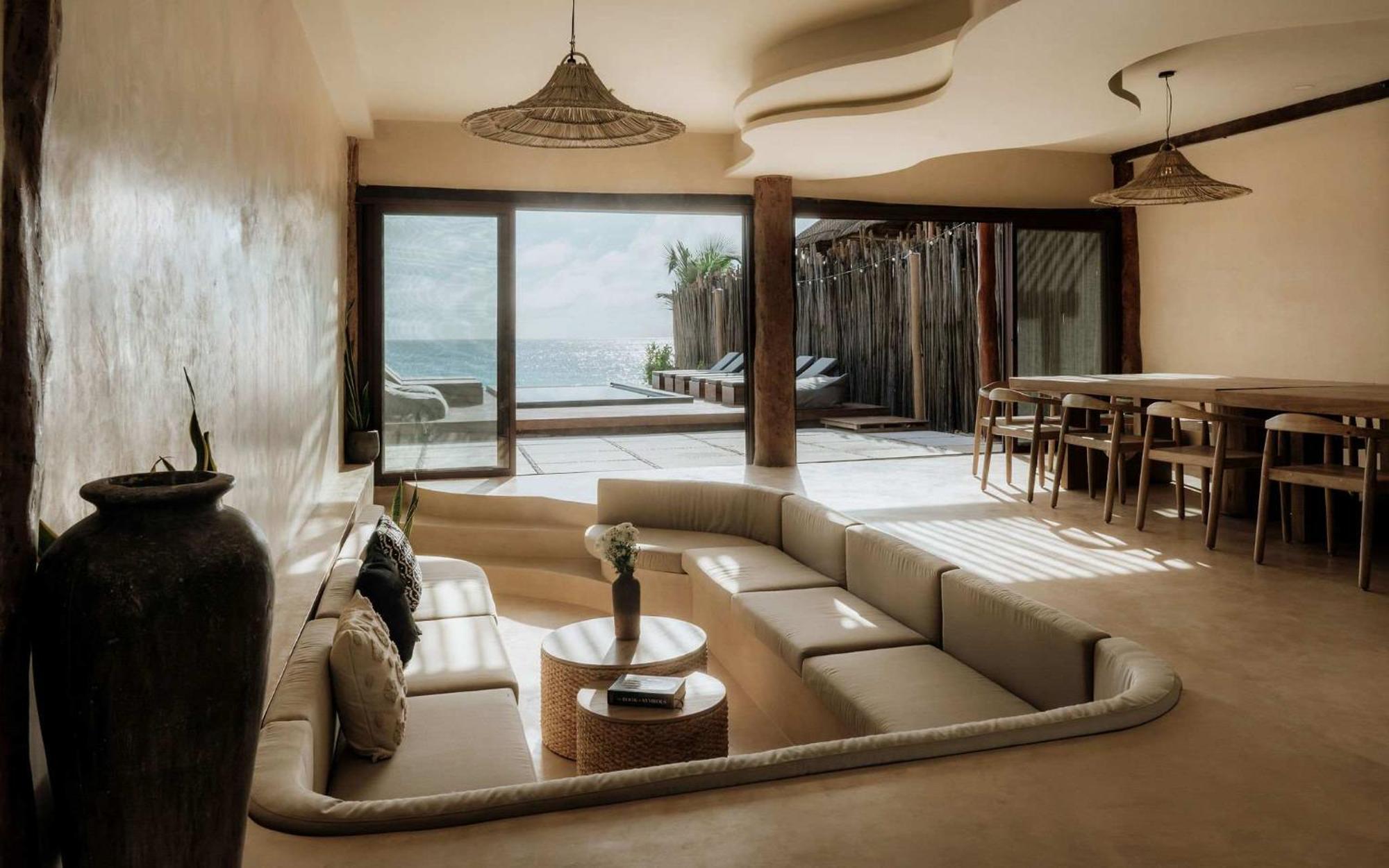 Largest Ocean Front Mansion Butler Included Holiday home *